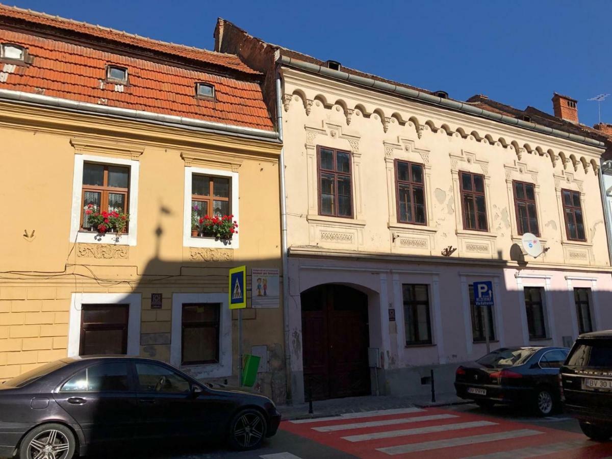 Old Historical Centre Apartment Brasov Luaran gambar