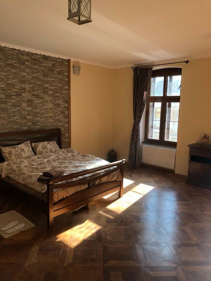 Old Historical Centre Apartment Brasov Luaran gambar